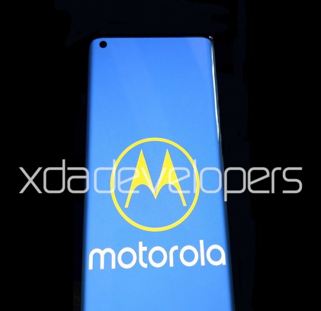 Новые флагманские смартфоны Motorola One 2020 получат экран с частотой 90 Гц - «Новости сети»