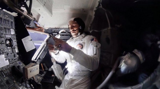 Вторая жизнь фотографий с борта аварийного «Аполлона-13» - «Новости сети»