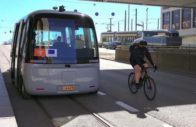 В Европе начался эксперимент с беспилотным общественным транспортом - «Новости сети»