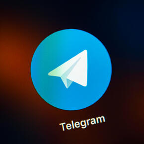 Роскомнадзор не подтвердил утечку данных российских пользователей Telegram - «Интернет»