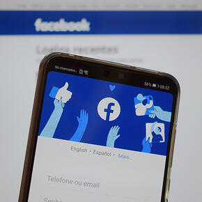 Facebook сообщил об устранении глобального сбоя - «Интернет»