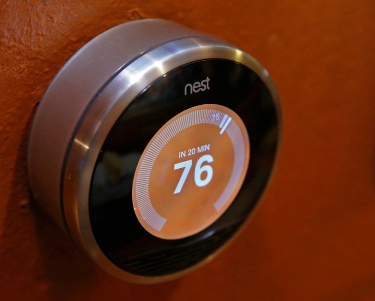 В разгар жары энергетики Техаса намеренно «подогрели» дома клиентов с помощью умных термостатов - «Новости сети»