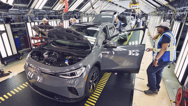 Volkswagen вынуждена приостановить сборку электромобилей в Германии на фоне падения спроса - «Новости сети»