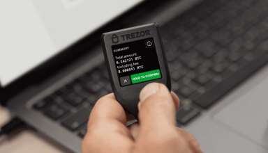 Фишеры атаковали пользователей Trezor через форму техподдержки - «Новости»