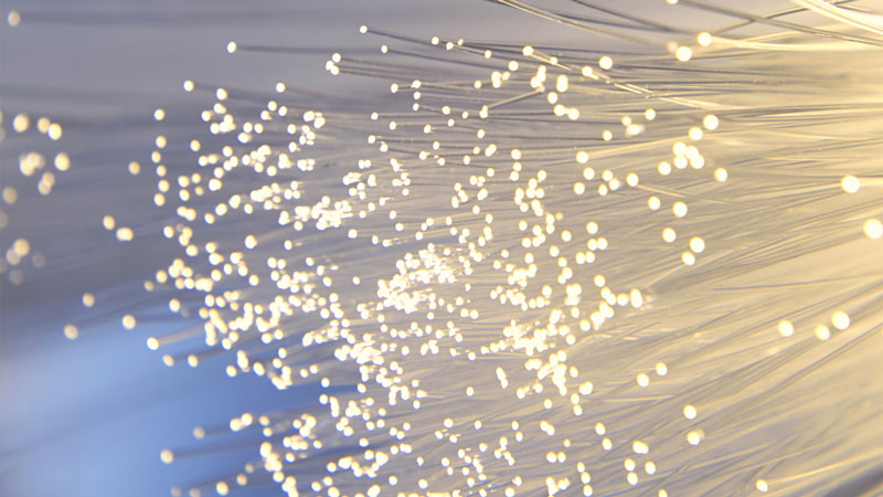 Минцифры наметило масштабную замену «меди» на оптоволокно — за отказ связь смогут отключить - «Новости сети»