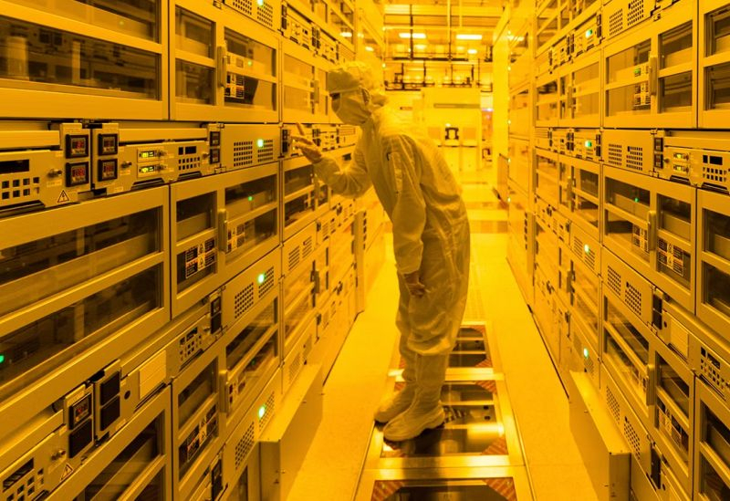 Бум ИИ загнал производителей SSD и модулей памяти в многомиллионные долги - «Новости сети»