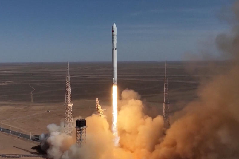 Китай без предупреждения запустил ракету «Чанчжэн-12B» — свой аналог Falcon 9 - «Новости сети»